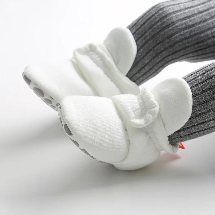 Botinha Pantufa de Bebê Tecido Molinho  tudoakilo