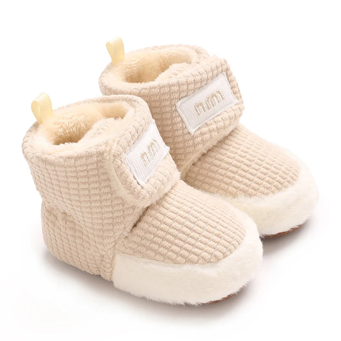 Botinha de Bebê Quentinha Pelúcia Waffle, as 3 cores disponíveis lado a lado