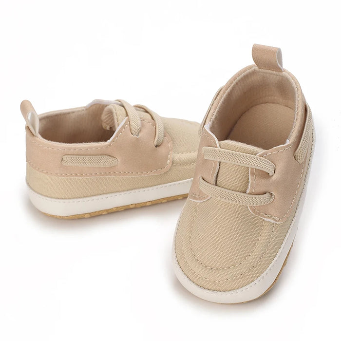 Sapatinho de Bebê Antiderrapante Mocassim Náutico cor marrom